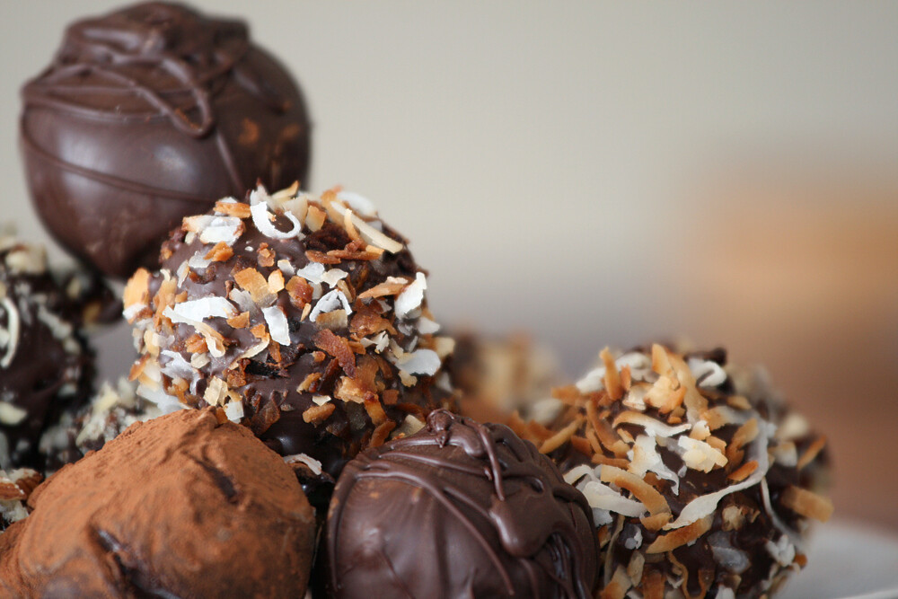GOURMET CHOCOLATE BON BONS