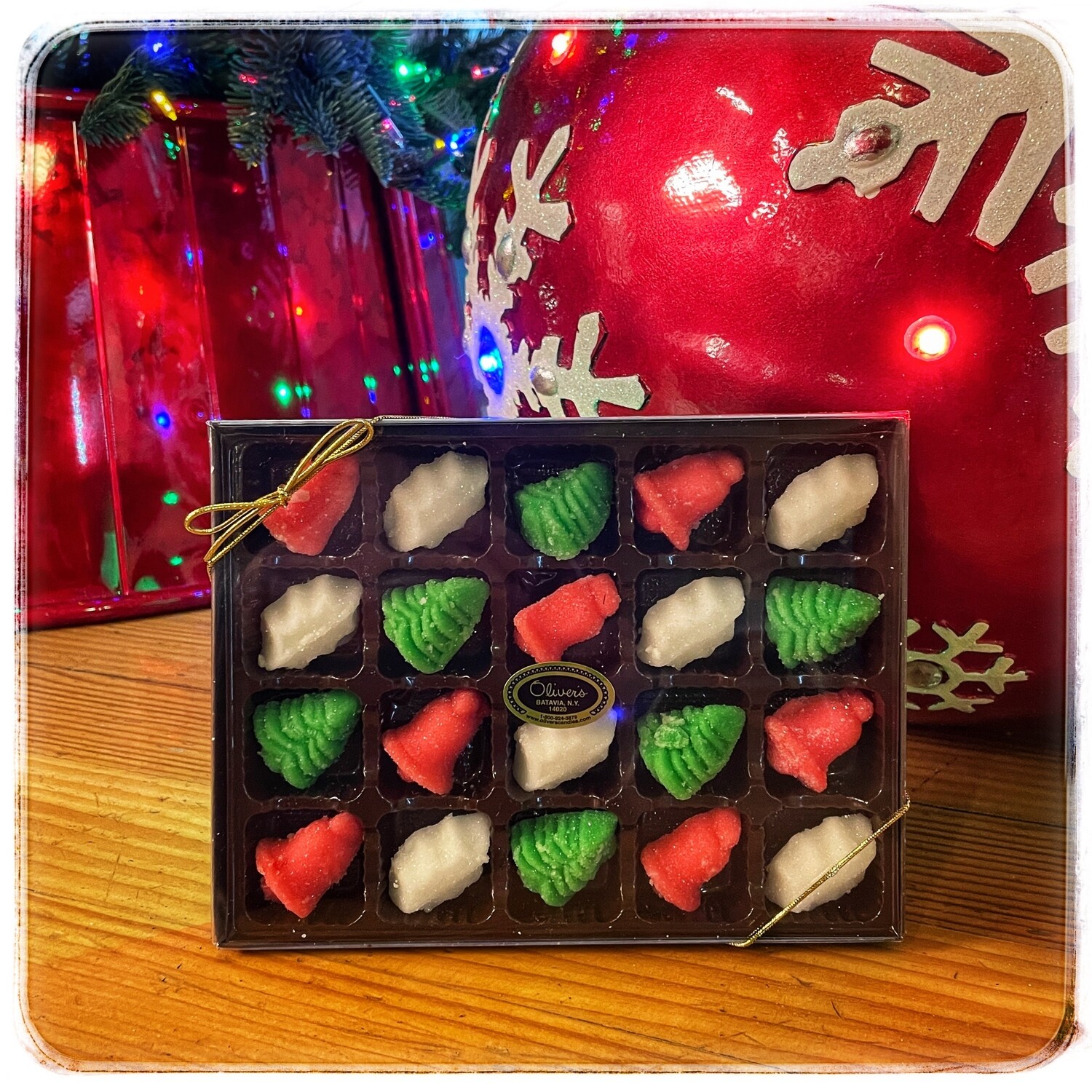 Oliver&#39;s of Batavia - Christmas French Cremes - Bells, Trees &amp; Holly