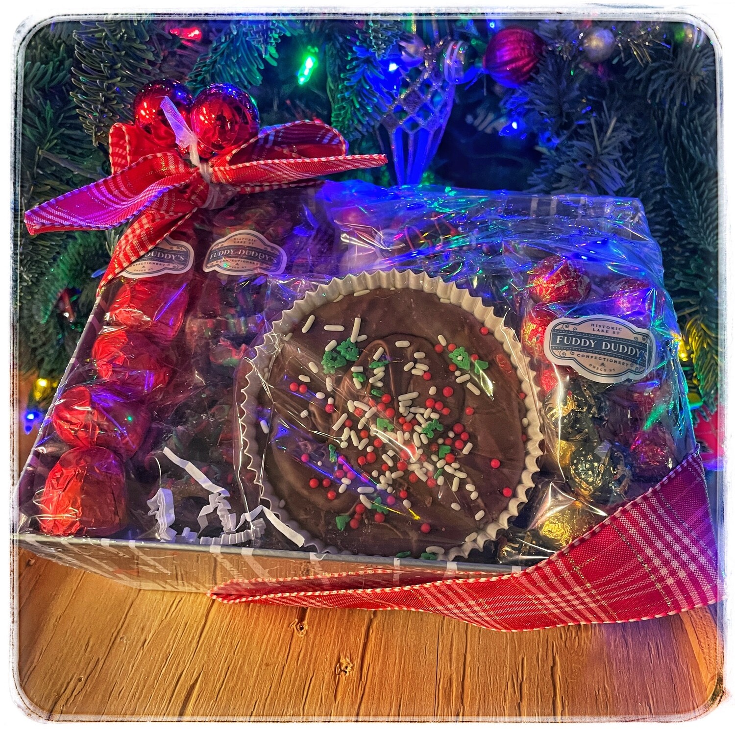 Fuddy Duddy's Chocolate Lovers Holiday Gift Box - Medium