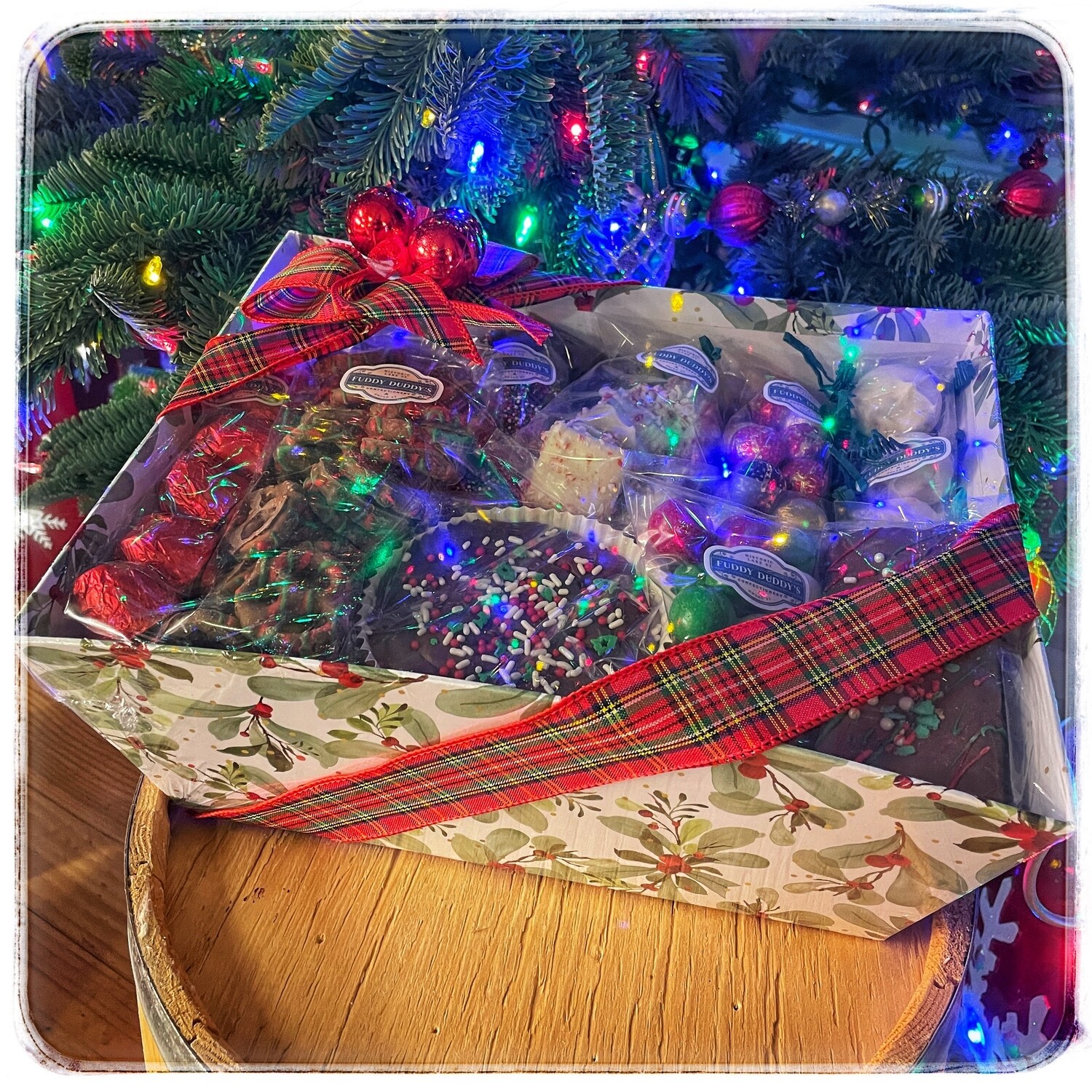 Fuddy Duddy's Chocolate Lovers Holiday Gift Box - Large