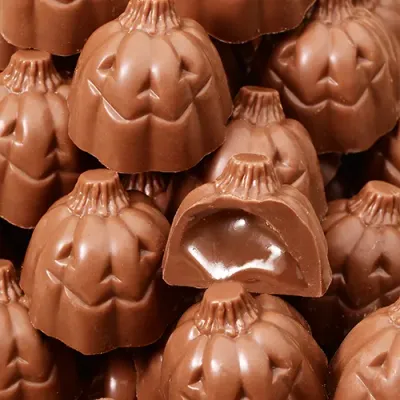 Milk Chocolate Caramel Pumpkins