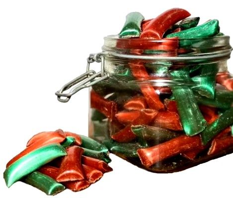 Red &amp; Green Chocolate Straws