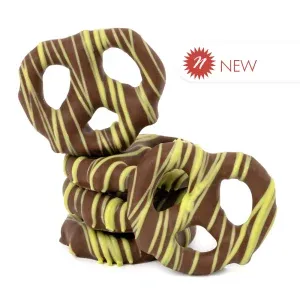 Dubai Chocolate Pistachio Frosted Pretzels