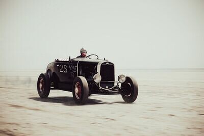 Vintage Beach Racing - 28 V8F/R