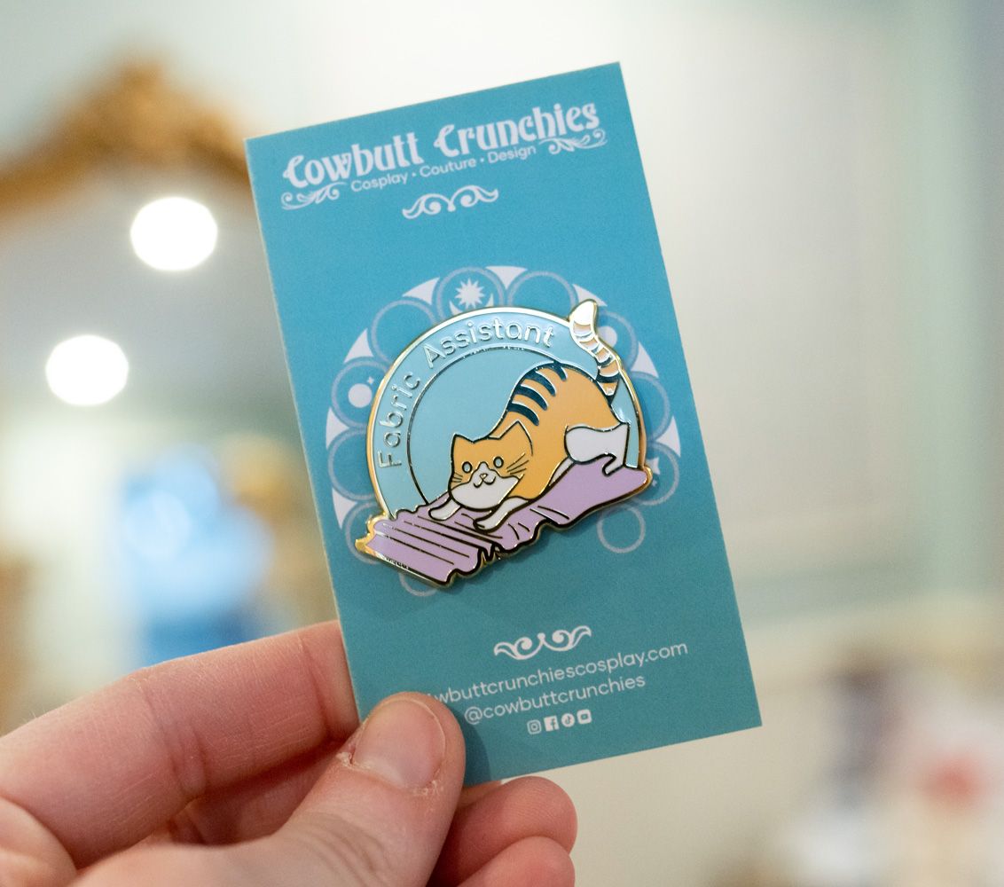 Enamel Pin: Fabric Assistant