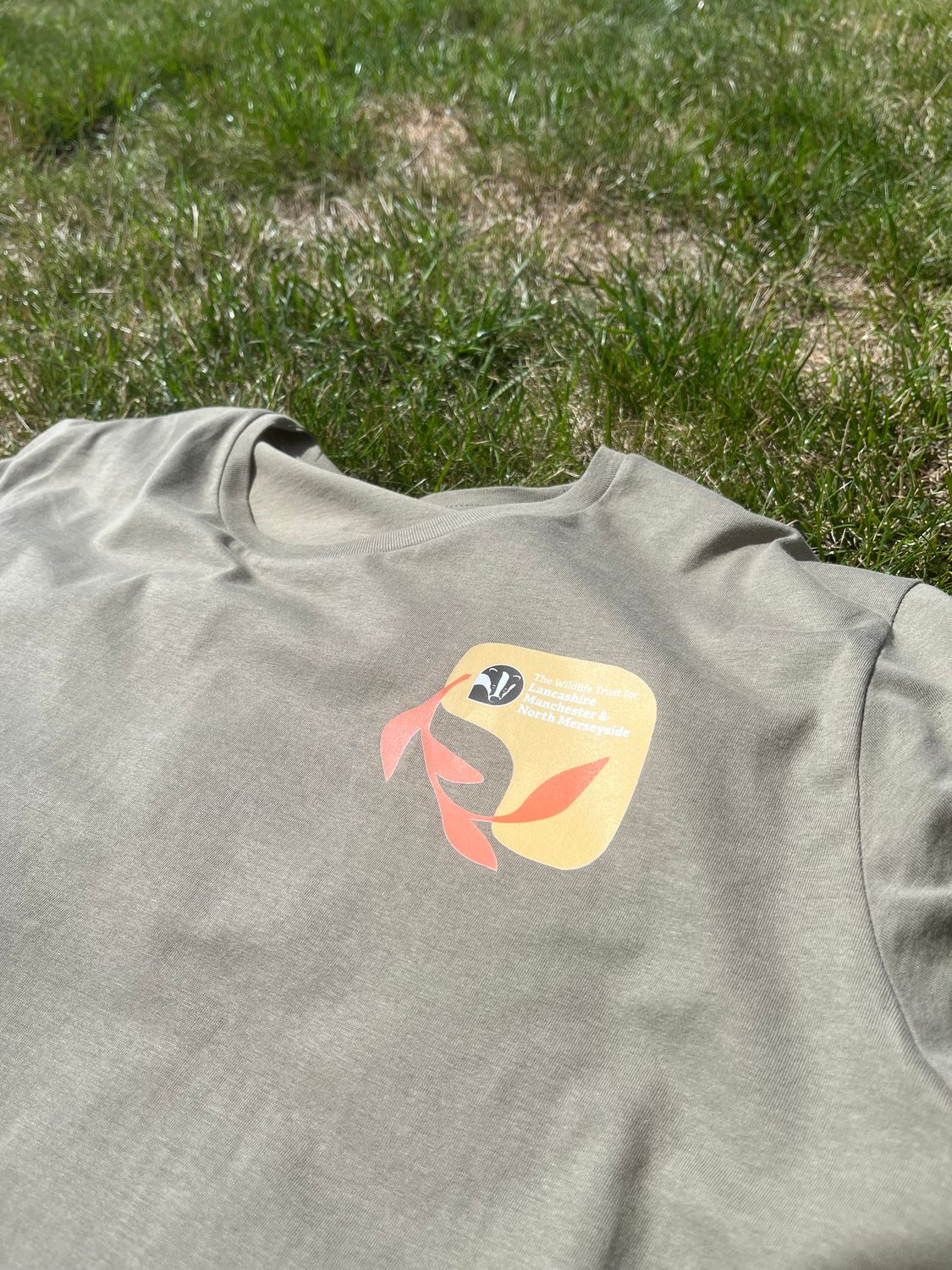Wildlife Enthusiast T-Shirt - Extra Large