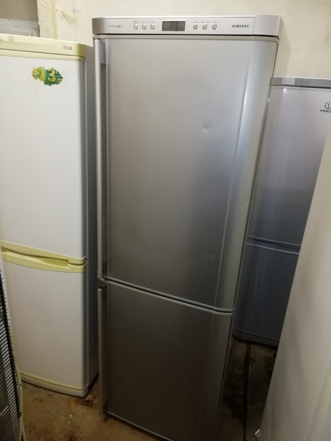 Холодильник Samsung no Frost rl33