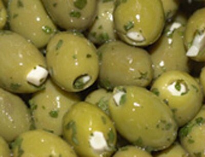 Cod. 048 Olive verdi grandi ripiene 
con spicchi d'aglio ohne Stein 

