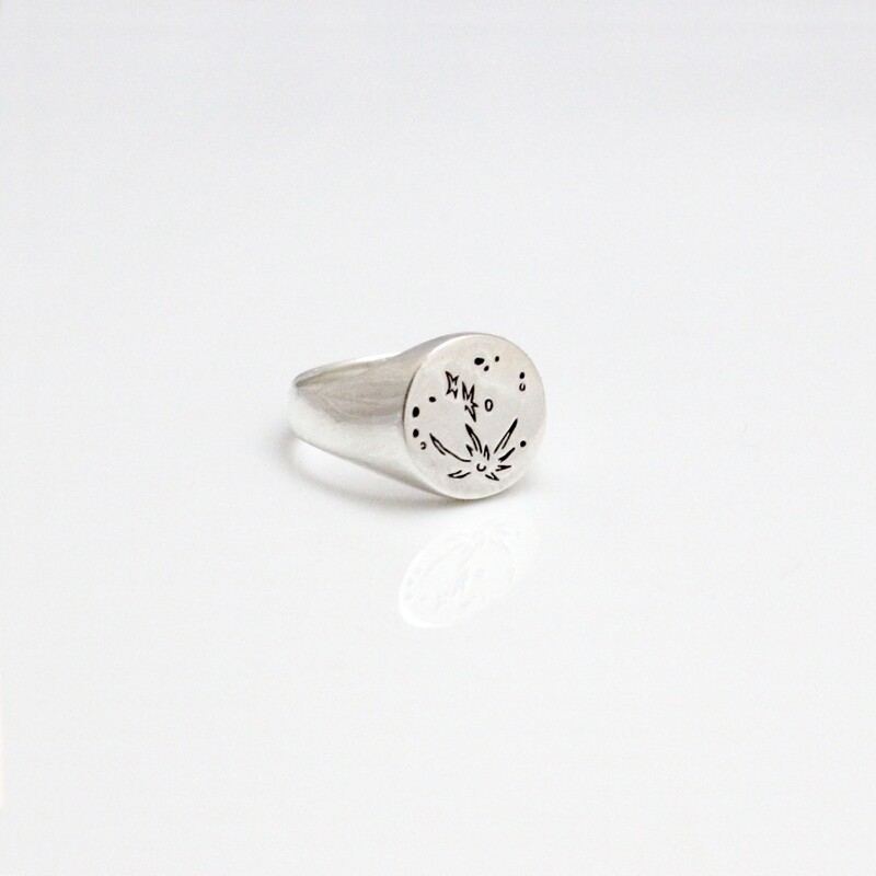 Little Moon Signet