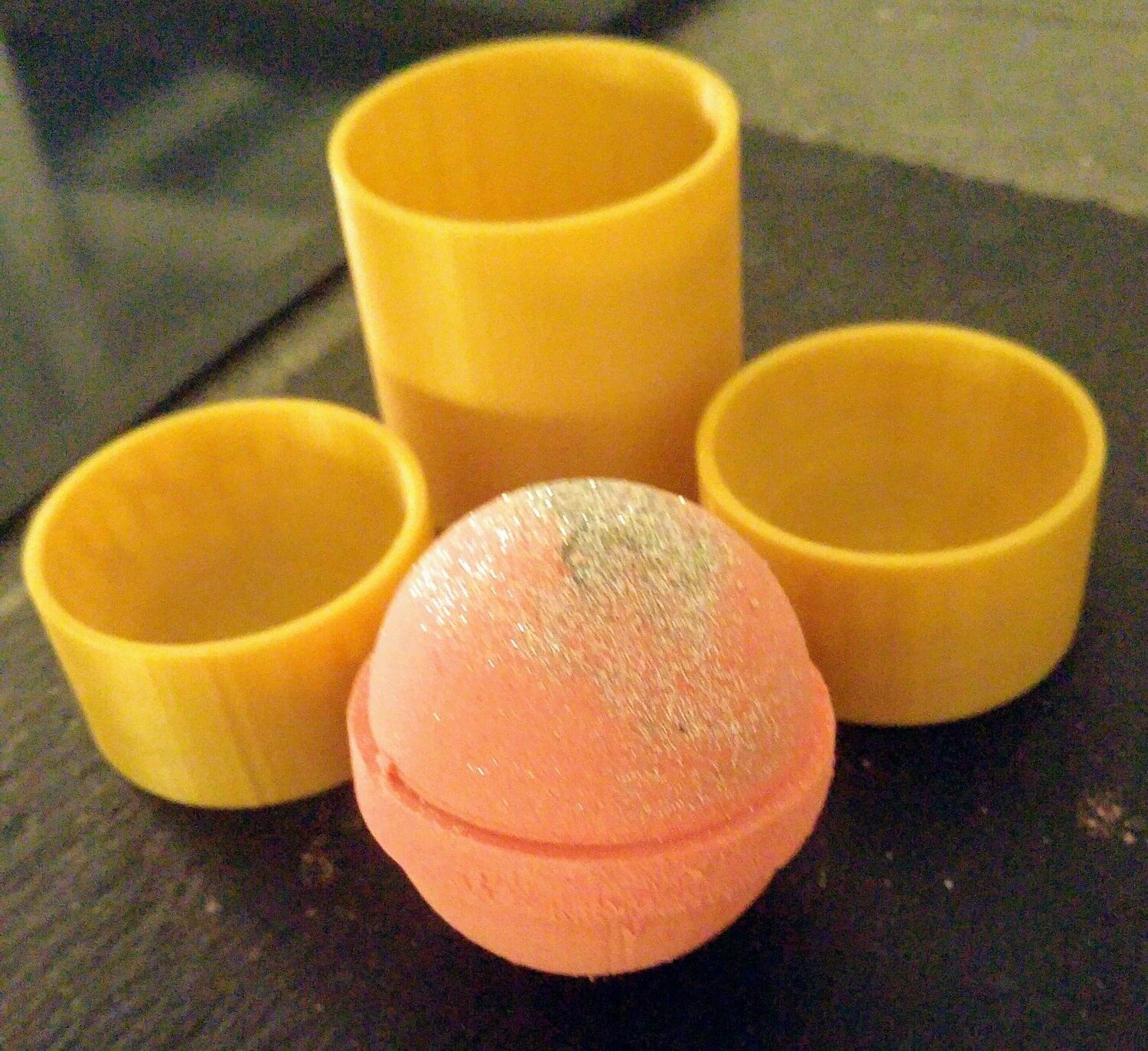 2.5 inch round mold
 All 3d moulds are made to order. 
can take up to 10 working days lead time at busy periods