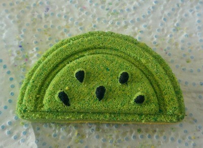 Mini melon slices 3d mould BBHP EXCLUSIVE
Moulds are made to order. up to 10 working days lead time on all 3d moulds.