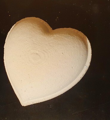 love heart mould BBHP EXCLUSIVE 
3 &quot; wide approx 158g
All 3d moulds are made to order. 
can take up to 10 working days lead time at busy periods