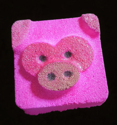 BBHP EXCLUSIVE PIG (Mini) 
 Perfect for bathl  bombs &amp; m&amp;p soap