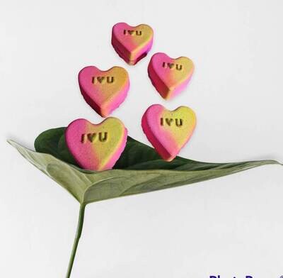 BBHP EXCLUSIVE I love u approx 120g