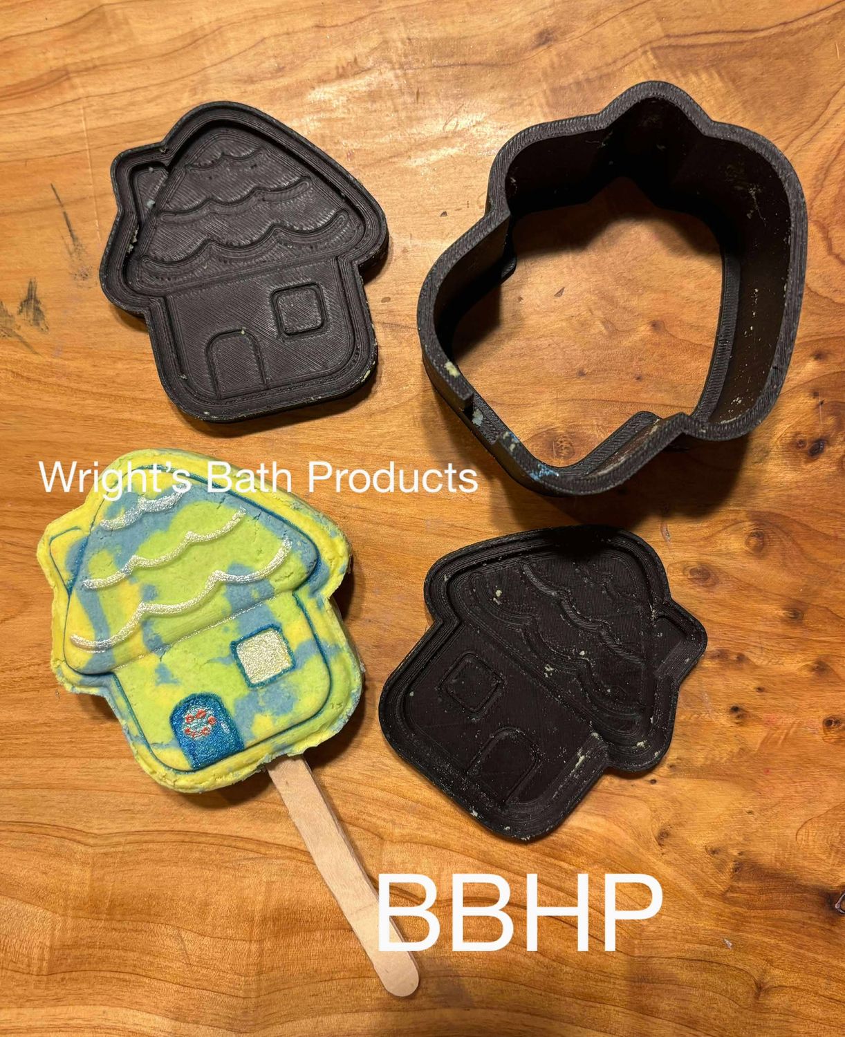 Gingerbread house xmas Bubble Bar and bath bomb Mould BBHP EXCLUSIVE  Approx 100g