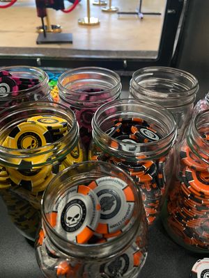 H-D CUSTOM DEALER POKERCHIPS