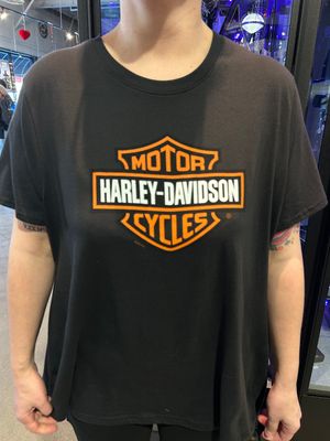 Core Bar &amp; Shield Women's Tee