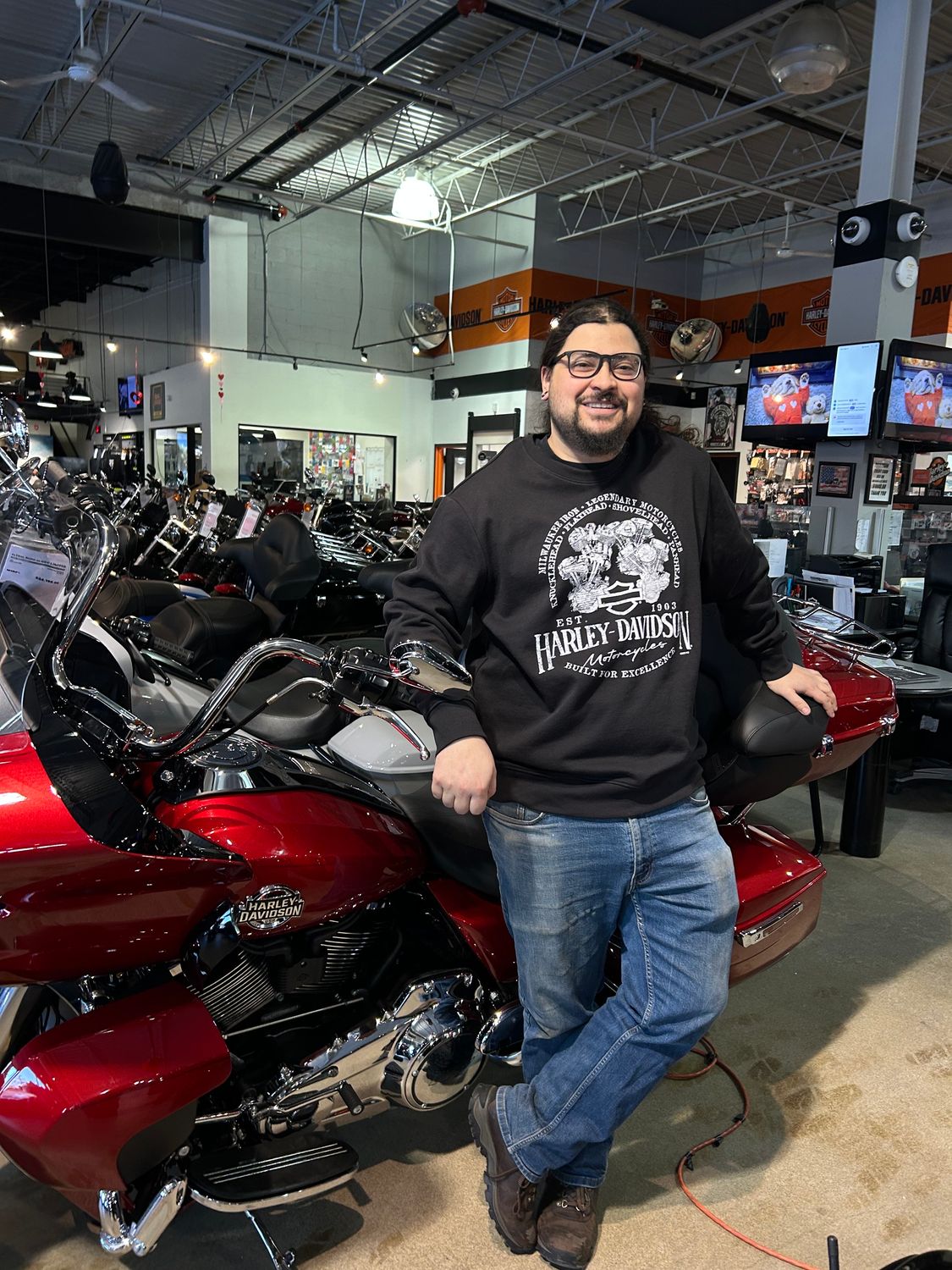 Engine History Pullover