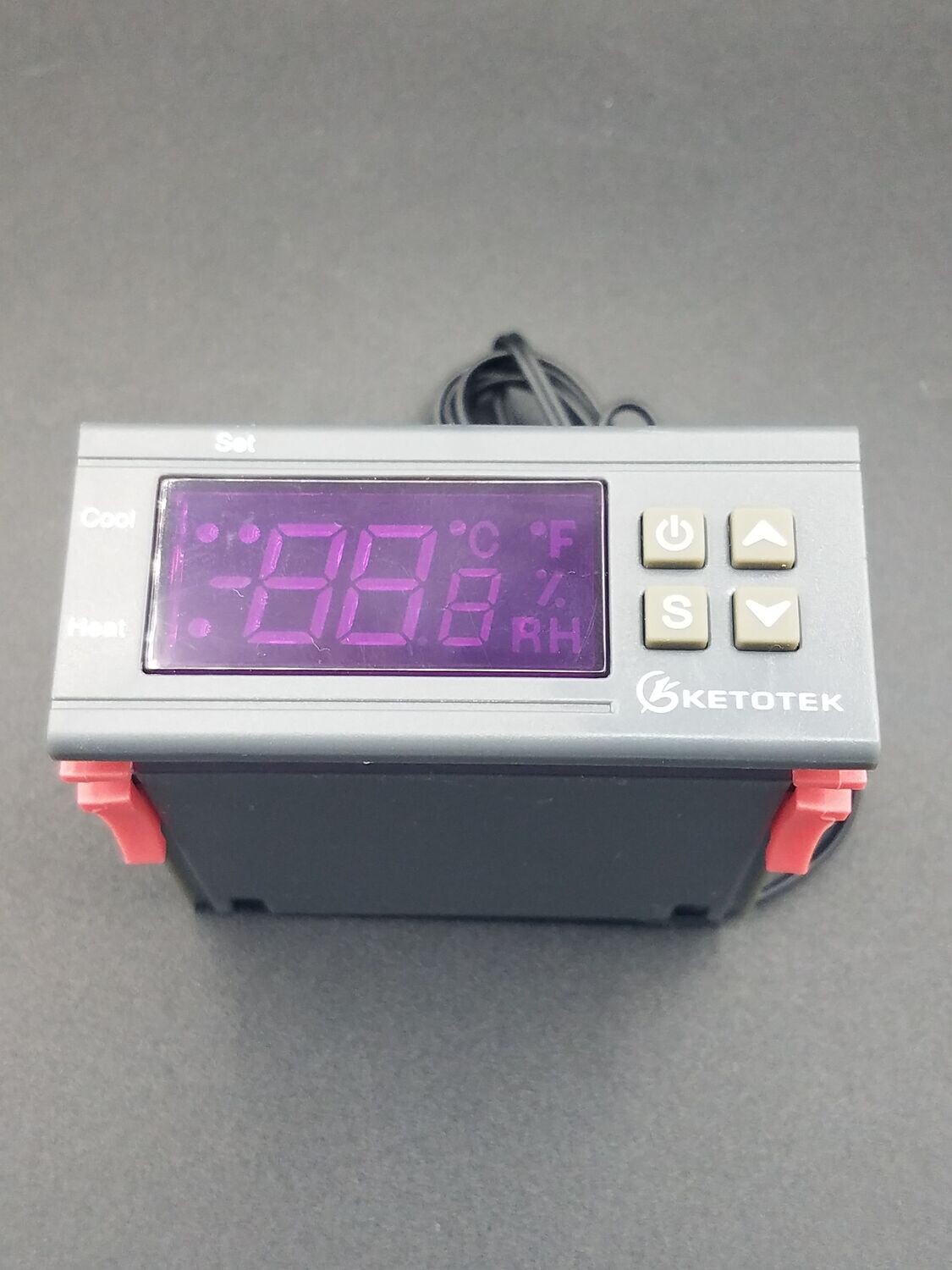 Digital temperature controller