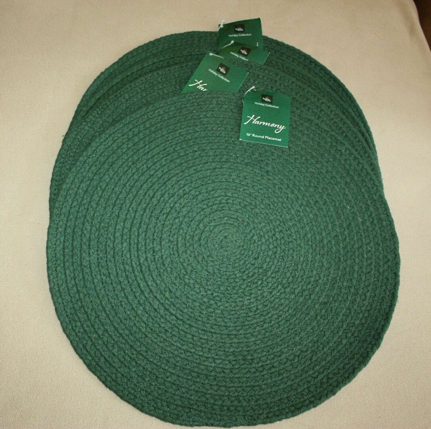 Homewear Harmony 16" Round Green Placemat