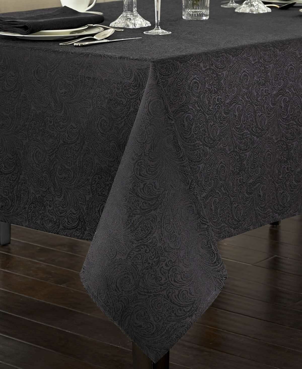 Waterford Chelsea 90" Round Black Paisley Jacquard Finish Tablecloth
