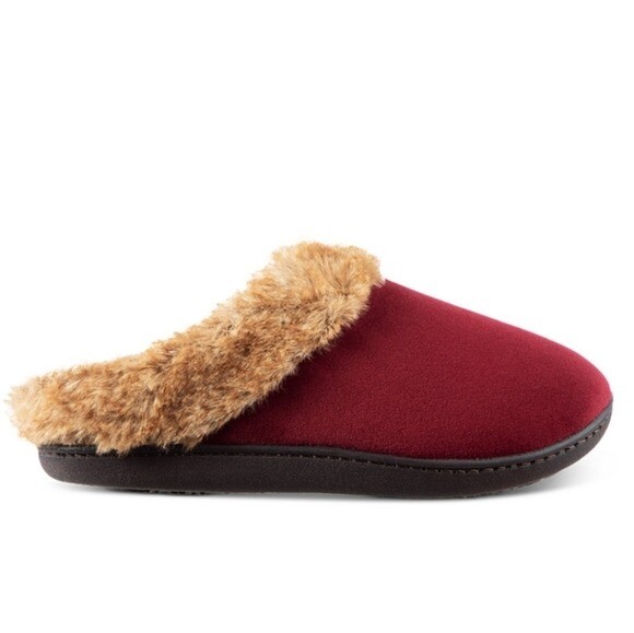 Isotoner Signature Women's Boxed Velour Slippers with Faux-Fur Trim - (XL)