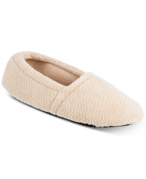 Isotoner Signature Women&#39;s Chevron Closed-Back Slippers, Tan