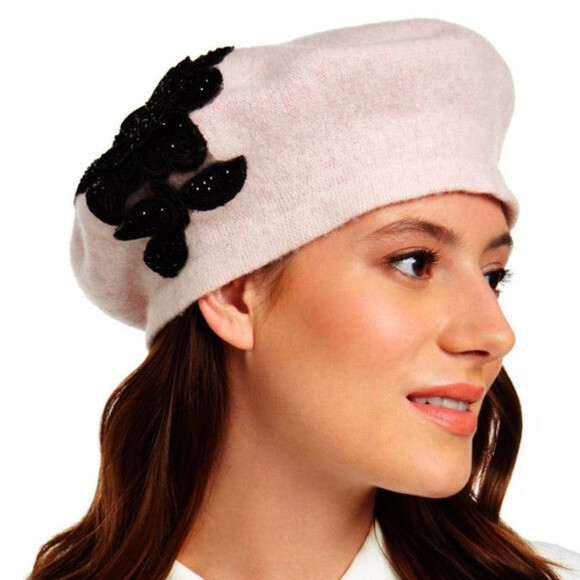 August Hats Applique Melton Beret