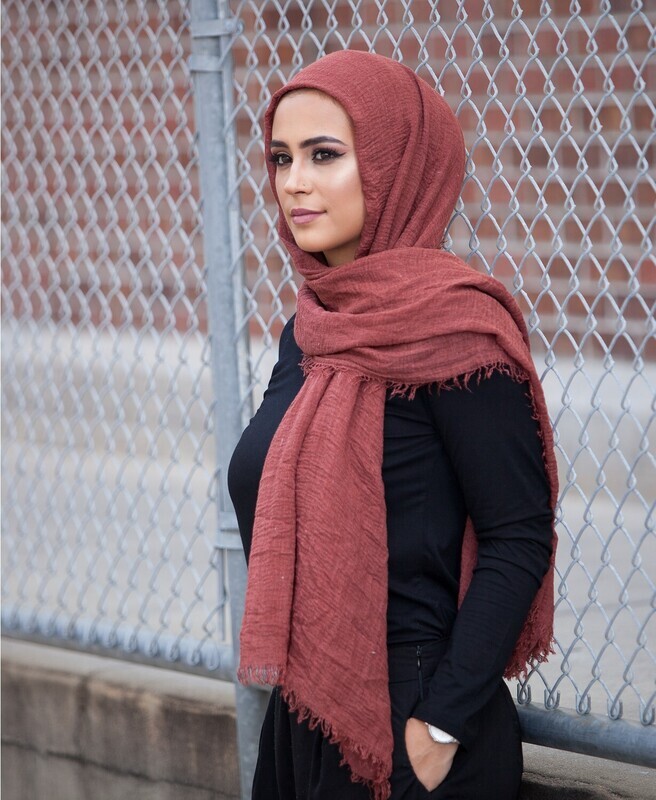 VERONA Scarves Brown Size ONE