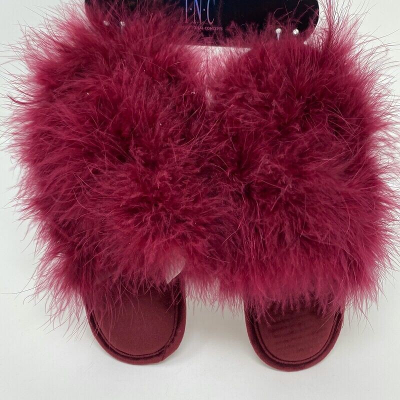 International Concepts Faux-Marabou Feathers Closed-Toe Slide Slippers - Burgundy Medium (7-8)