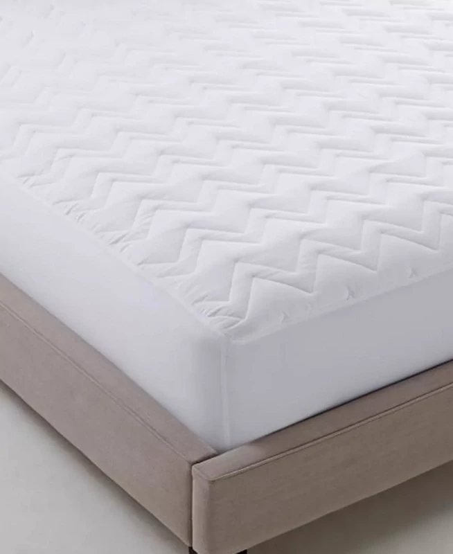 Martha Stewart Essentials Classic Quilted Mattress Pad, Full, White