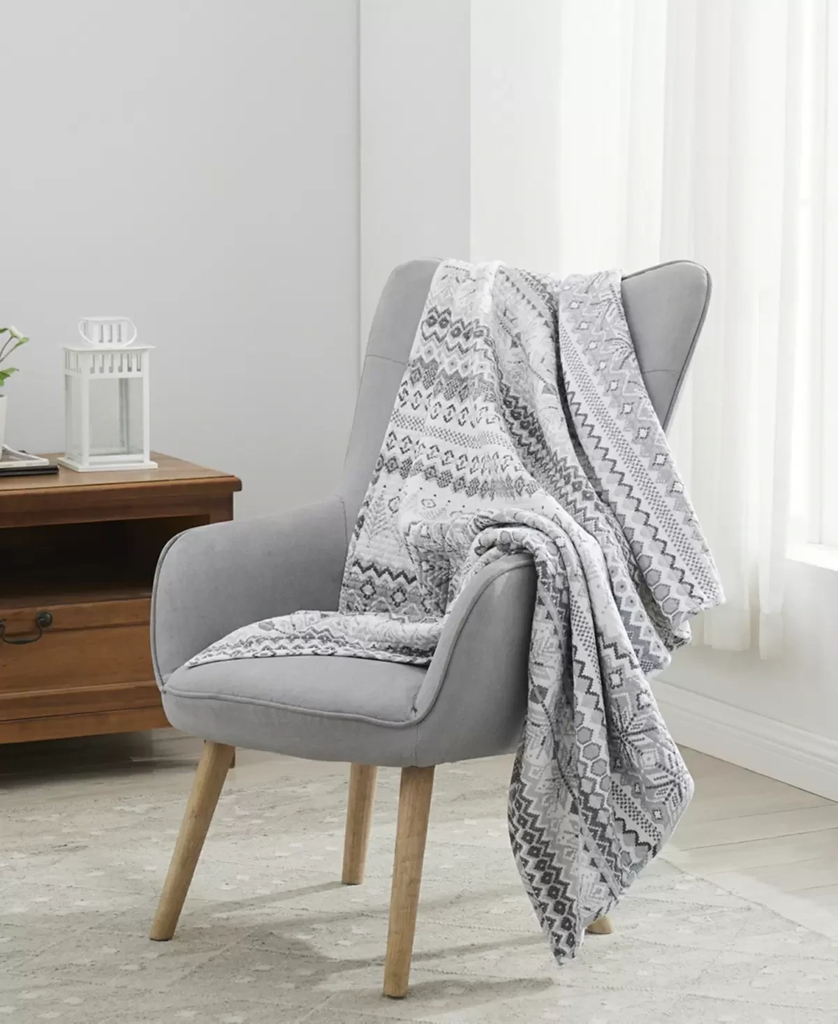 Martha Stewart Collection Cozy Quilted Throw, 50 X 60, White