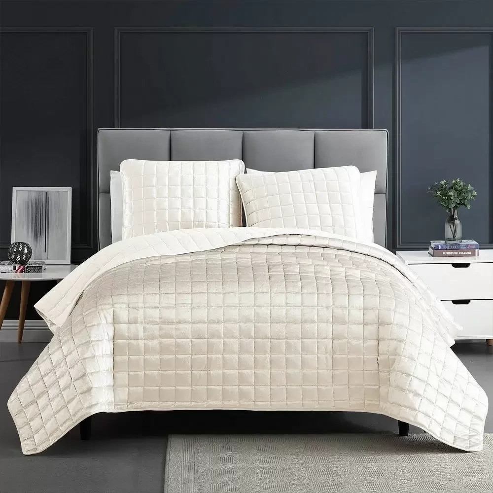 Riverbrook Home Lyndon 3 Piece Full/Queen Coverlet Set Bedding - White