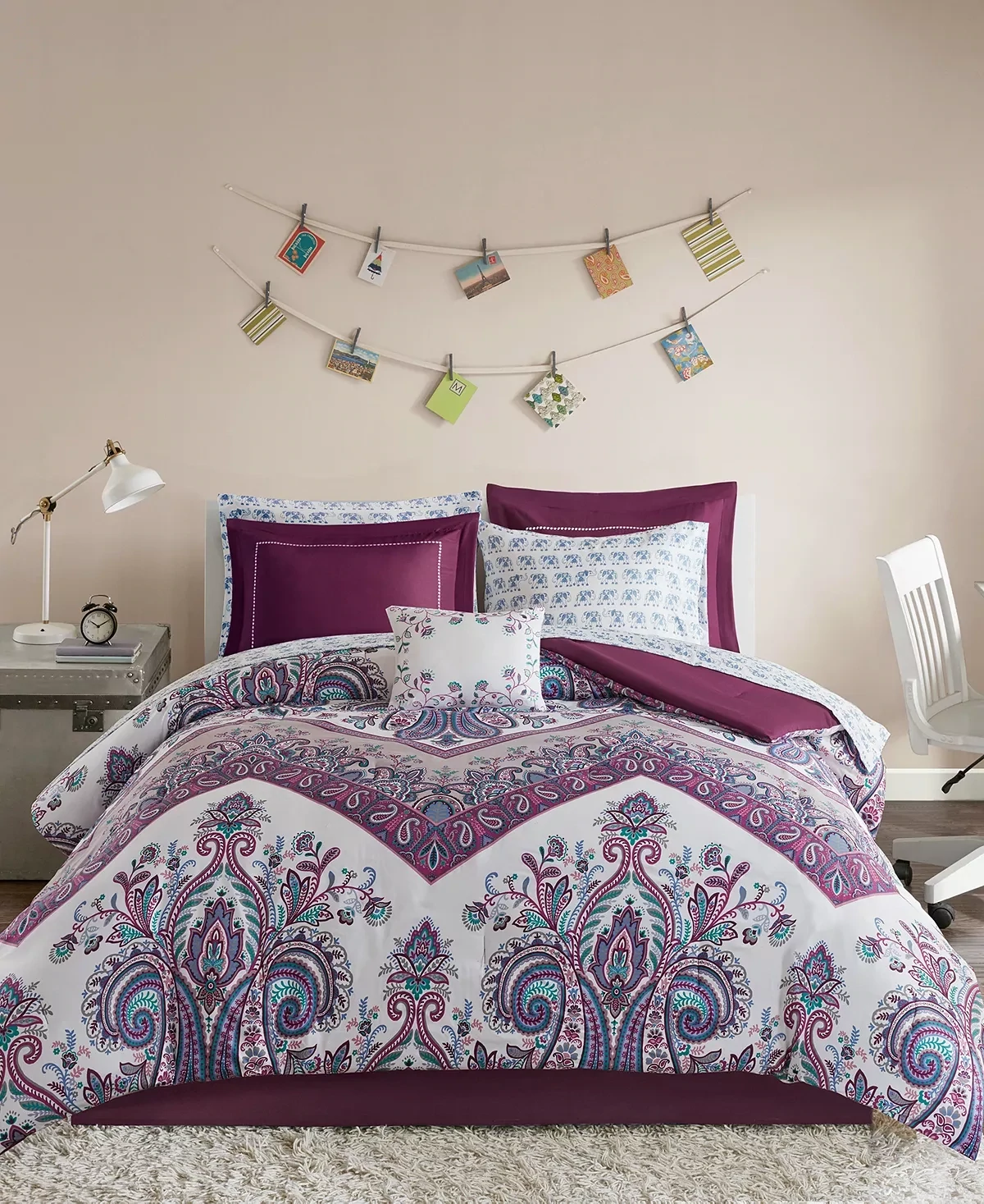 Intelligent Design Layne 9-Piece Purple Queen Comforter Set with Bed Sheets
