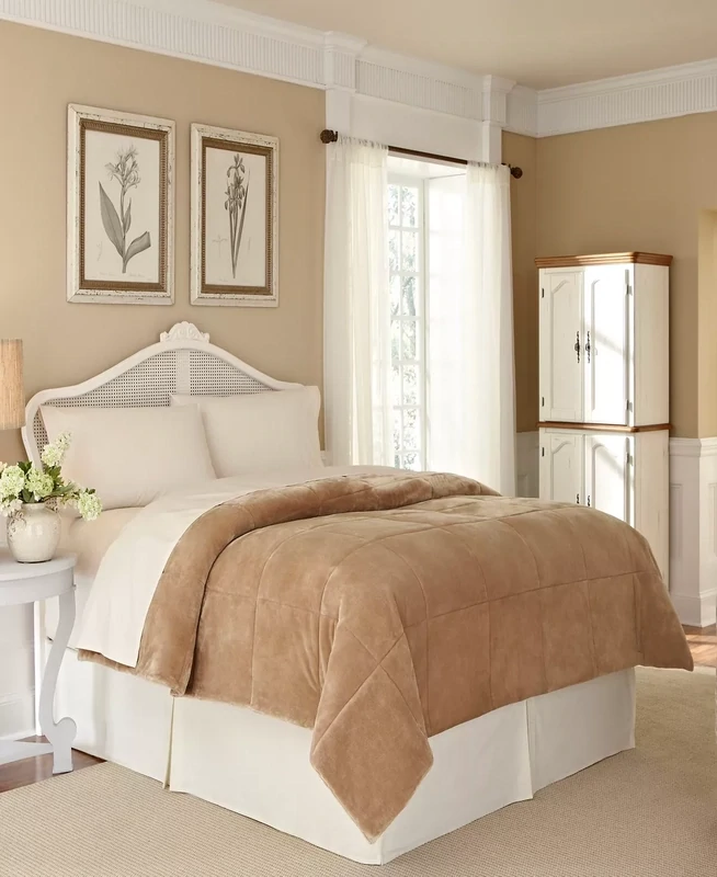 Full/Queen PlushLux Bed Blanket Sand - Vellux