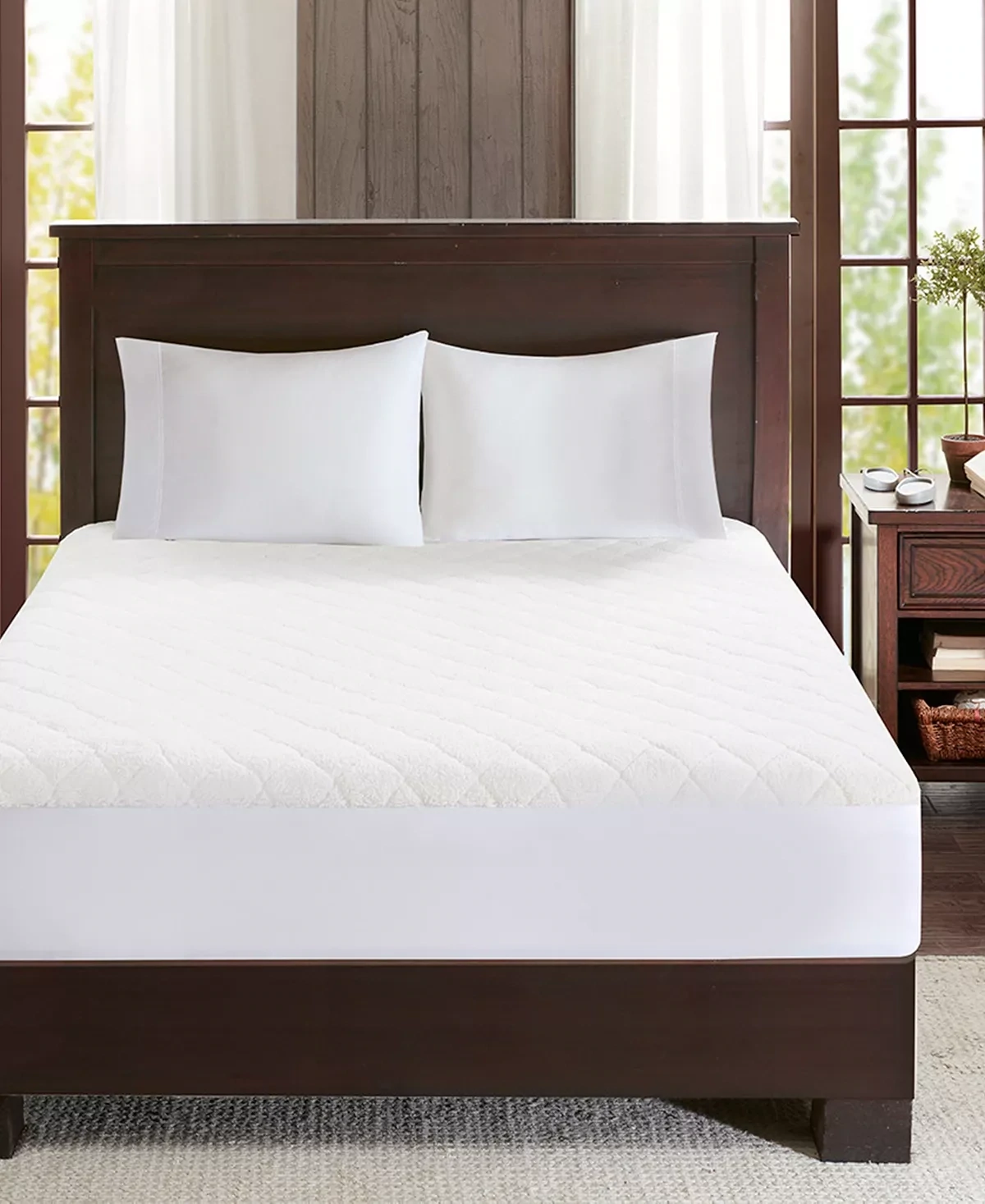 Woolrich Heated Sherpa White Cal King Mattress Pad