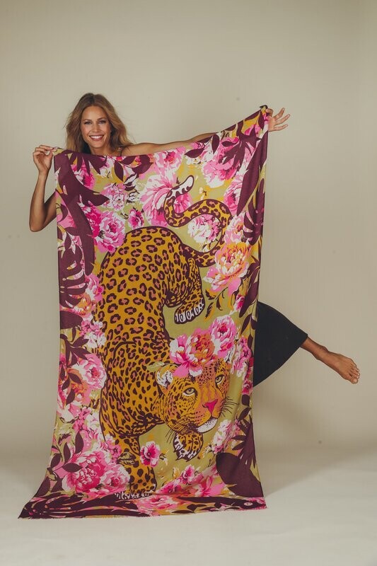 Powder Climbing Leopard Print Scarf