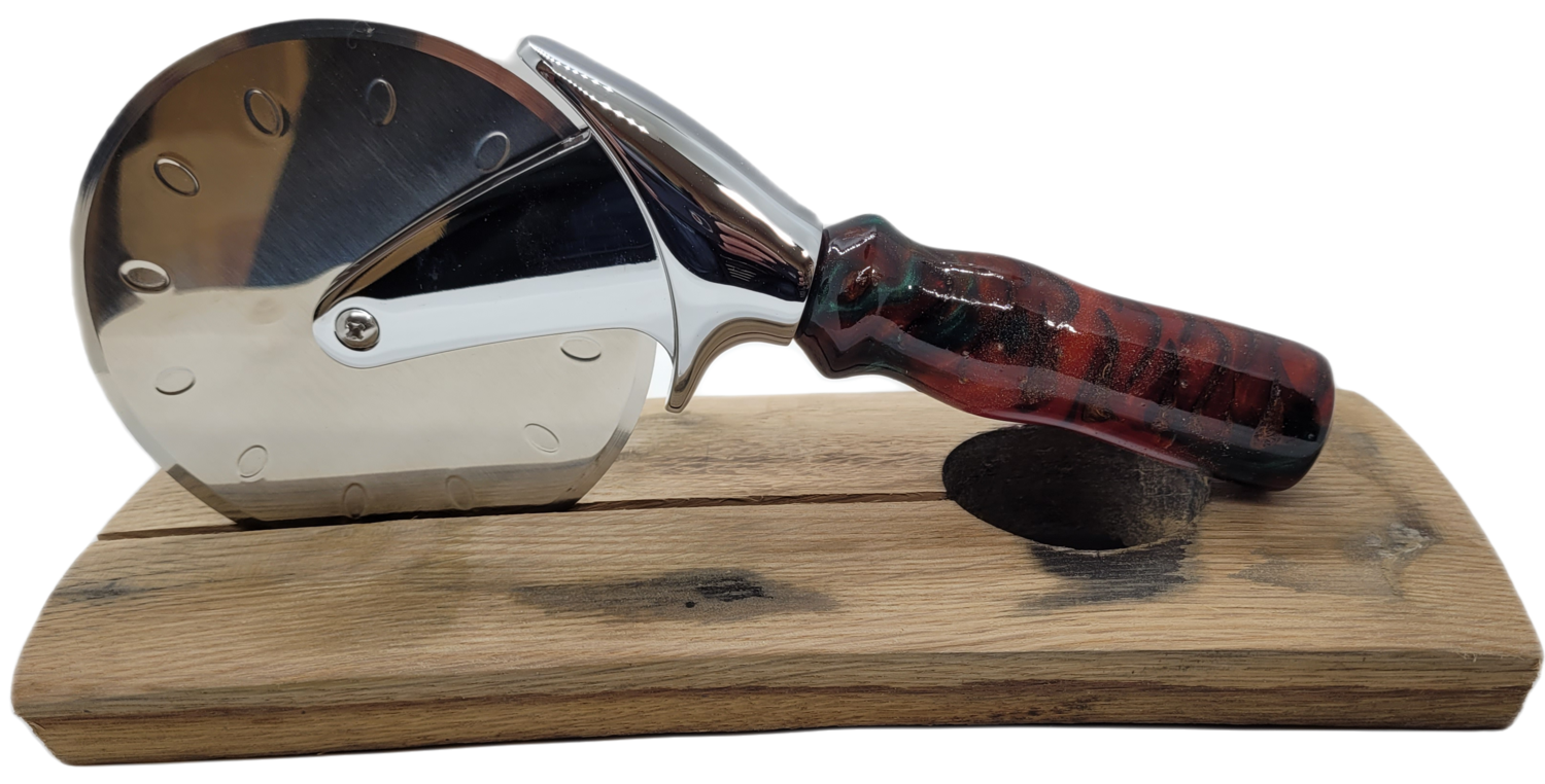 Epoxy Pizza Cutter