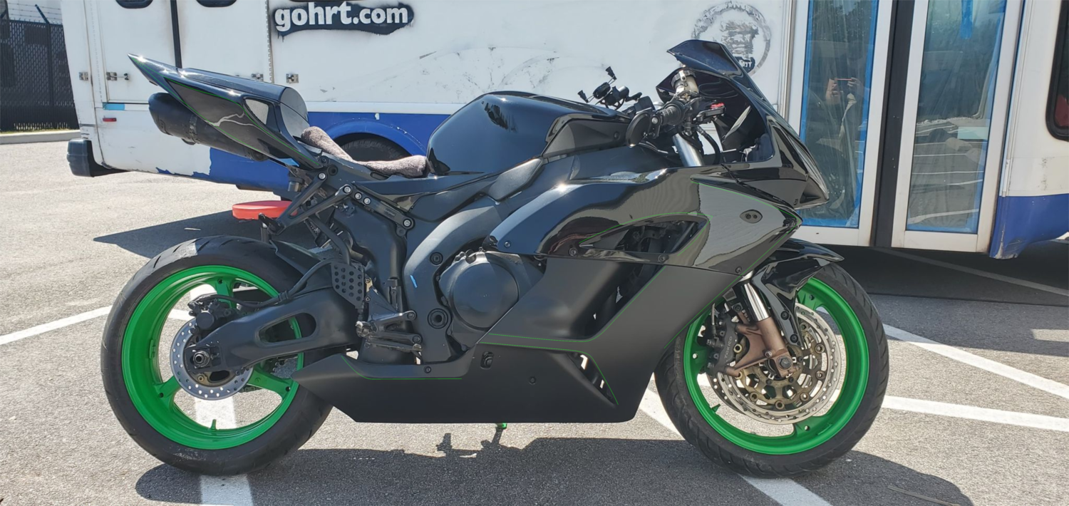Honda 1000 RR Pinstriping