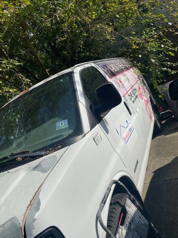 2006 Chevy Express Wrap - Pearl White