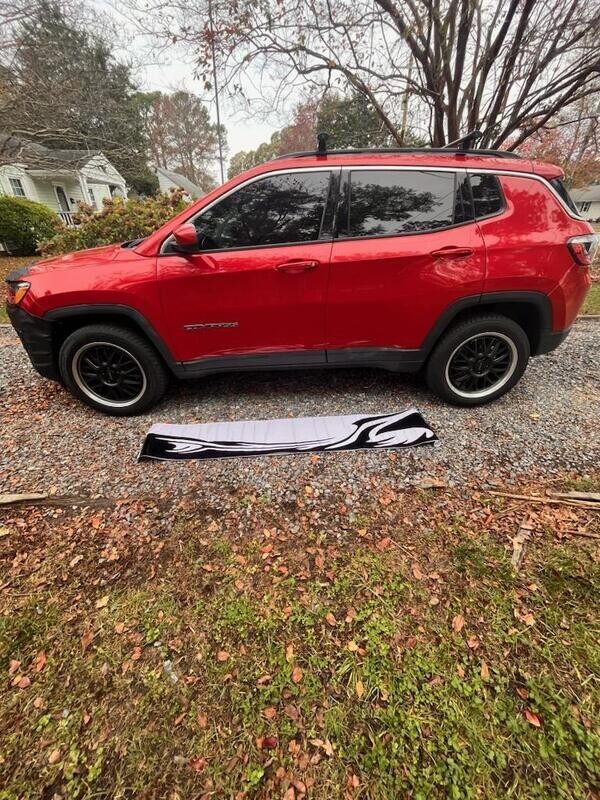 Jeep Graphics Installation