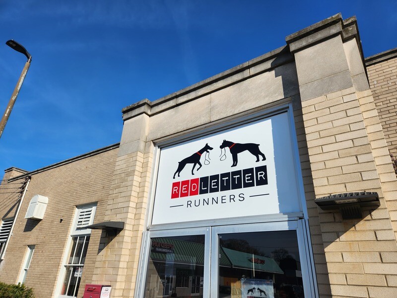 Red Letter Runners Building Signage