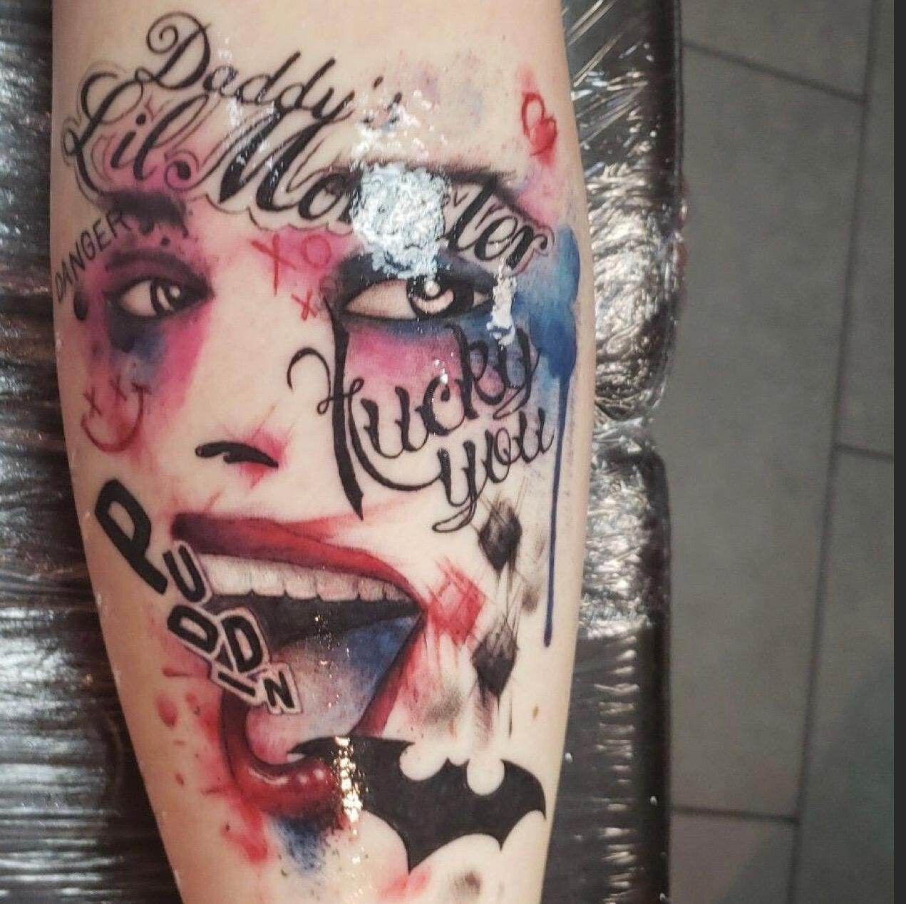Custom Jeep Hood Harley Quinn Graphics