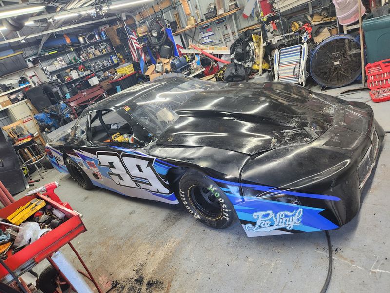 #39 Jaxon Bone Car