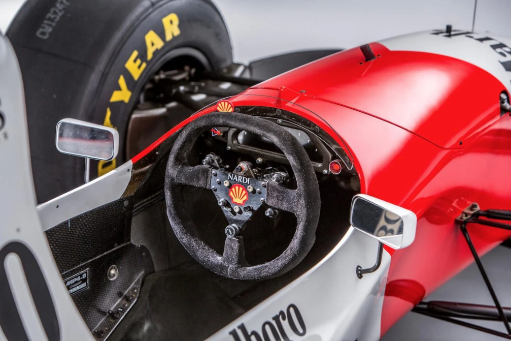 1993 McLaren MP4/8 Formula 1 Racecar Clone Graphics Package
