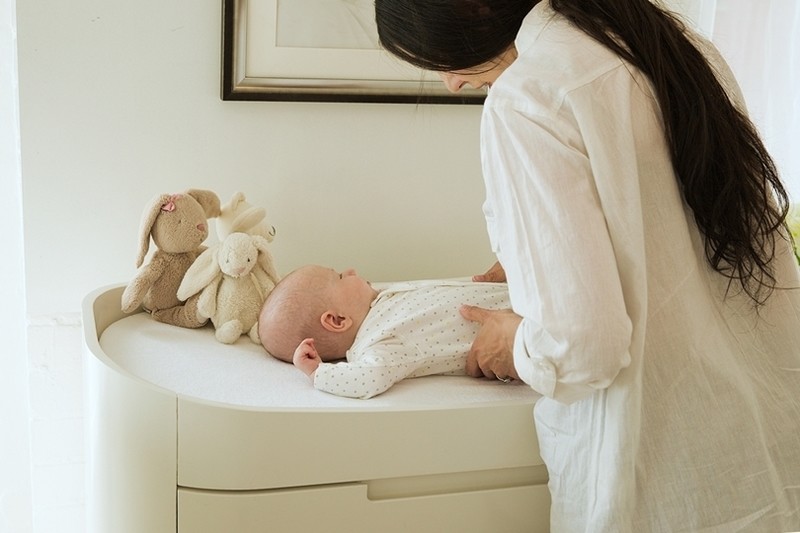 Gaia Serena - Dresser