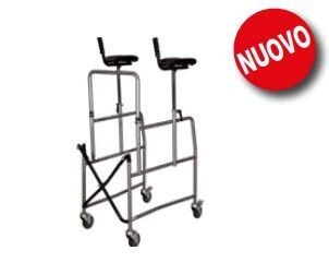 GIRELLO-DEAMBULATORE PIEGHEVOLE
DI DIMENSIONI RIDOTTE CON APPOGGI
ANTIBRACHIALI GIRELLO-DEAMBULATORE PIEGHEVOLE
DI DIMENSIONI RIDOTTE CON APPOGGI
ANTIBRACHIALI
