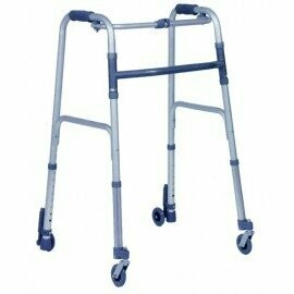 Deambulatore pieghevole con 2 ruote anteriori piroettanti e 2 posteriori con freni + 2 supporti antibrachiali