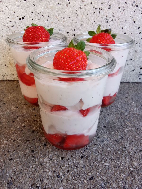 Erdbeer - Mascarpone - Creme