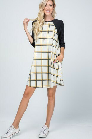 Baseball Sleeve, Checker Dress with Pockets!!  Only 3X Left!!